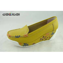 wholesale $16 leather upper fancy korean lady yellow platform shoes
